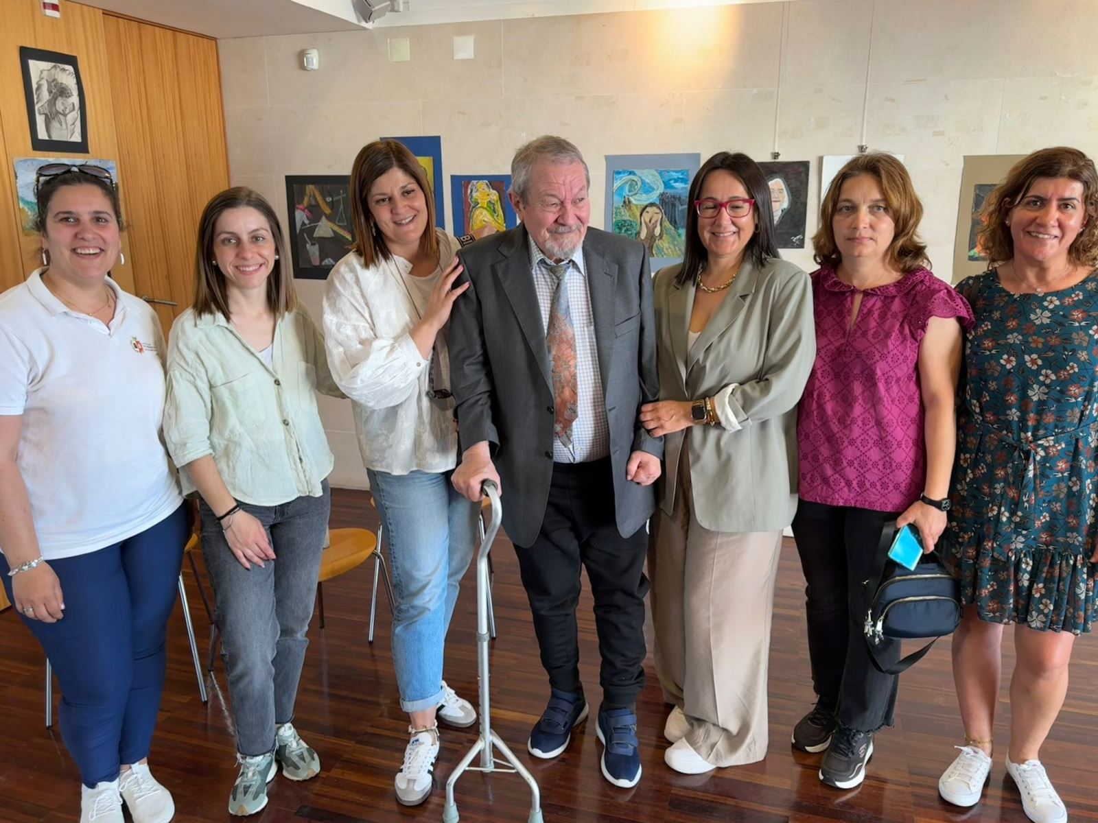 Almodôvar | Exposição de pintura em nome próprio
