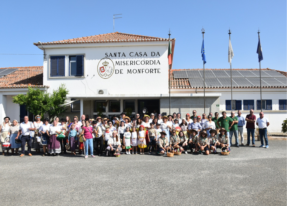 Monforte | Cortejo de oferendas é símbolo de união e solidariedade
