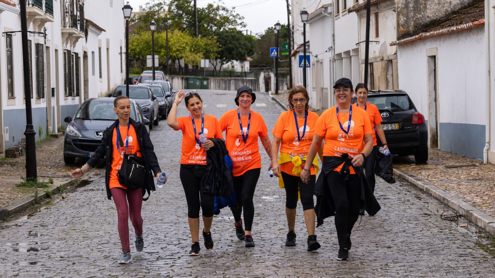 Vila de Pereira | Chuva tornou caminhada ainda mais solidária