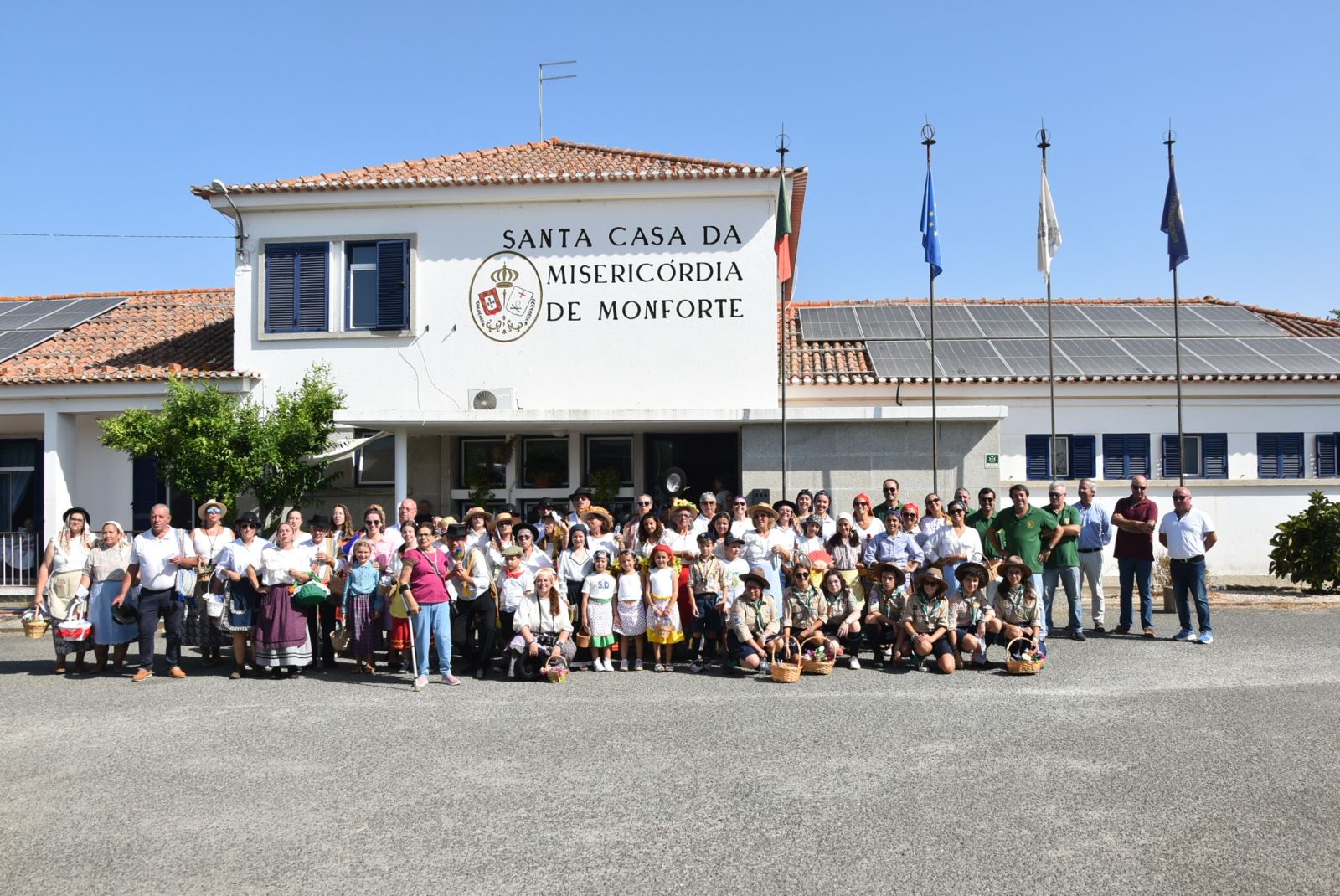 Monforte | Cortejo de oferendas é símbolo de união e solidariedade