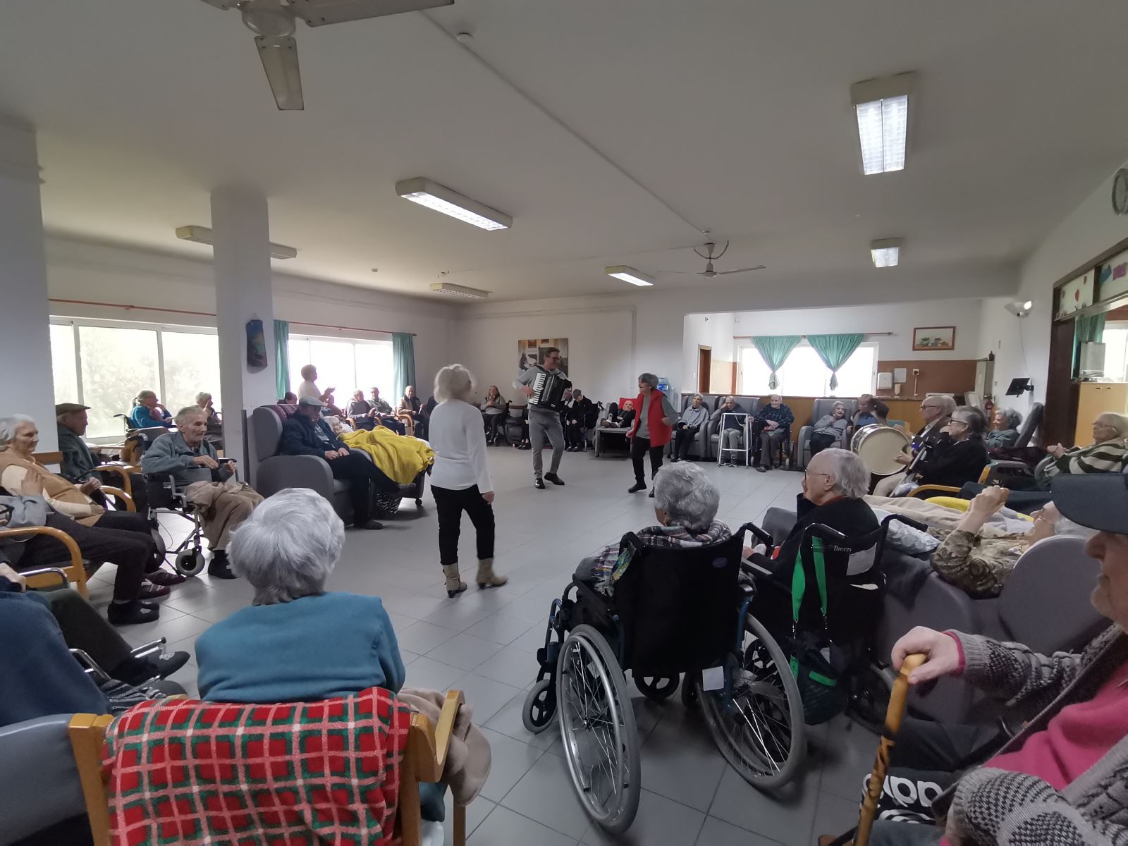 Vinhais | Idosos abraçam aulas de música para combater tristeza