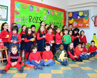 Boticas | Crianças finalistas no concurso “Heróis da fruta”