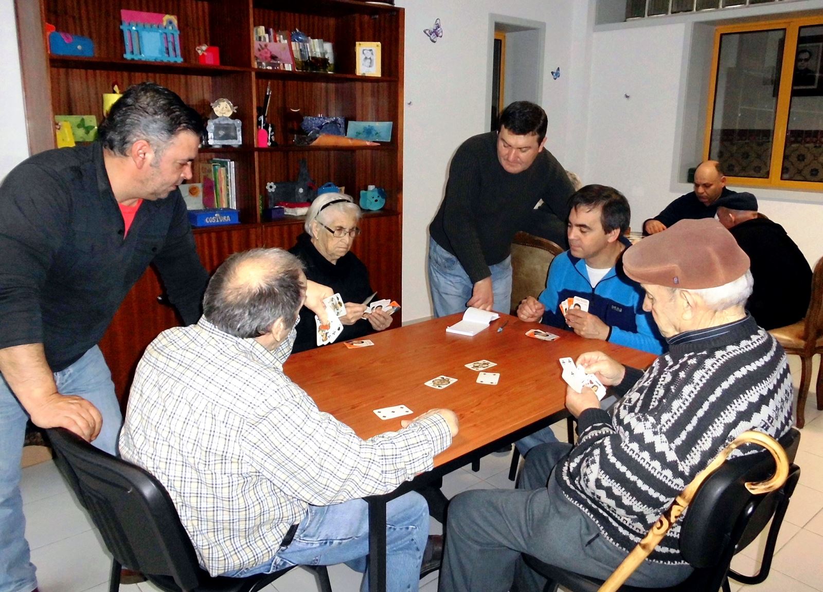 Boticas | Jogos tradicionais quebram rotina dos idosos dos lares