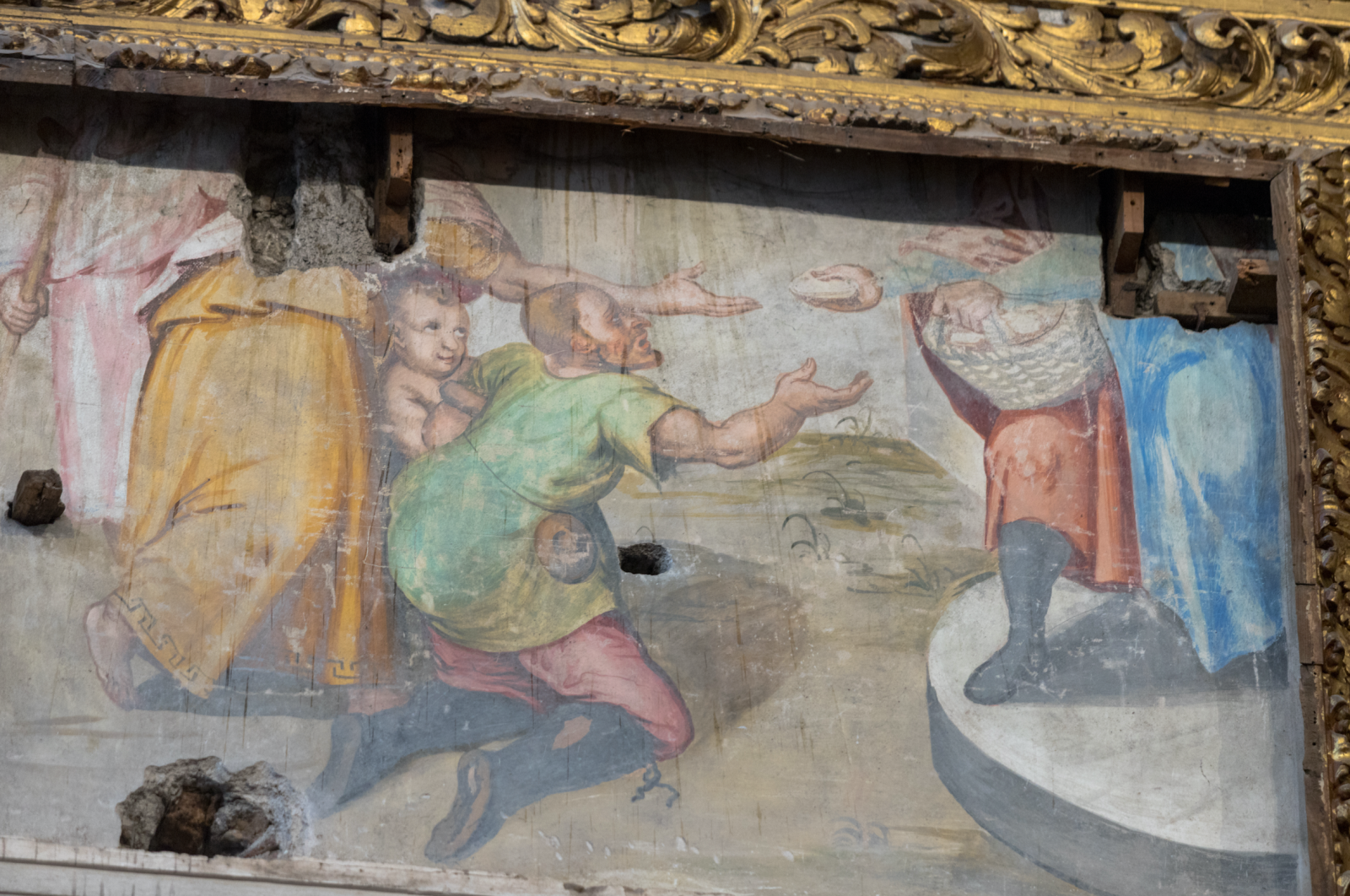 Évora | Igreja tem frescos com 400 anos